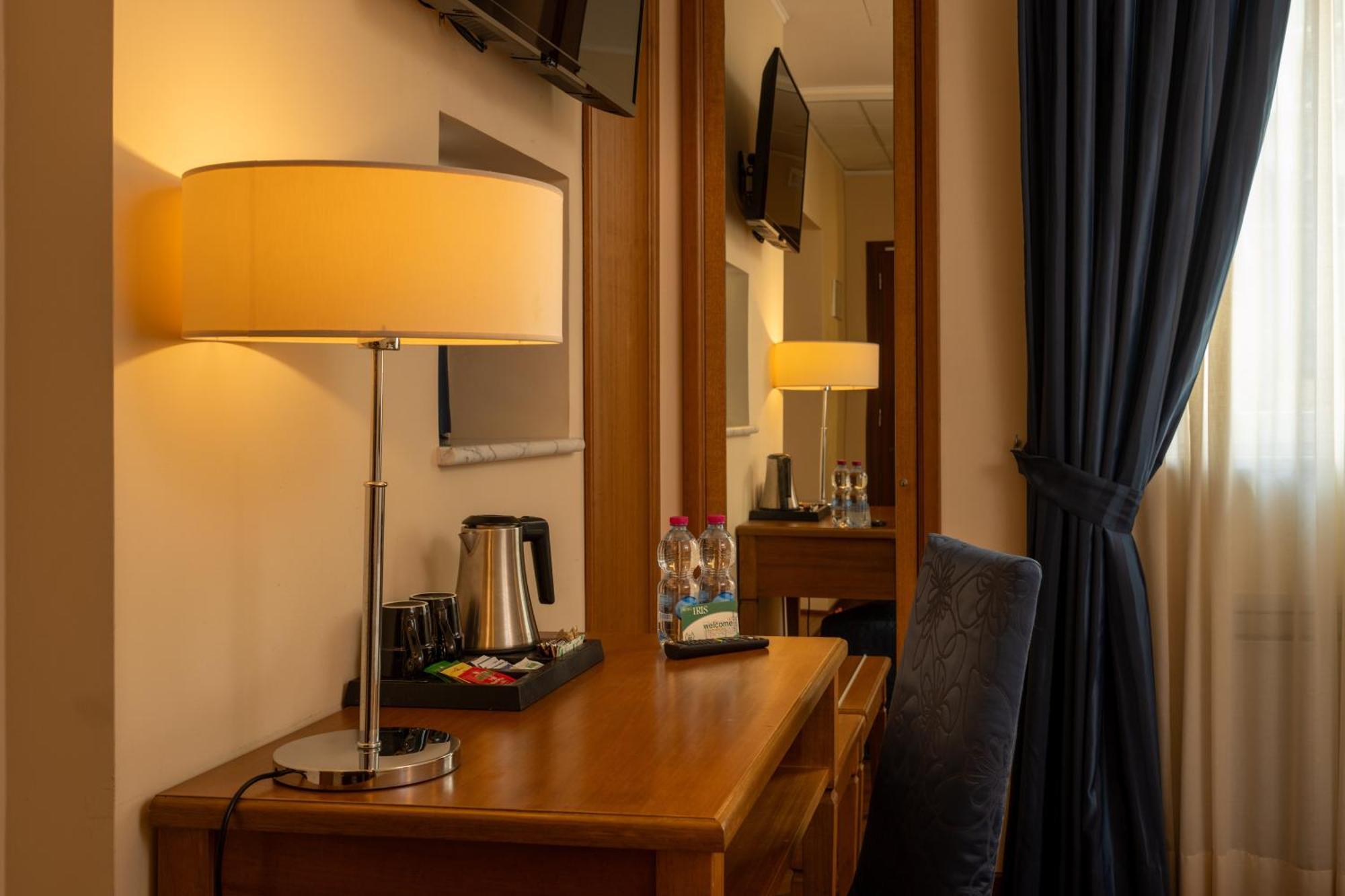 Hotel Iris Γένοβα Εξωτερικό φωτογραφία