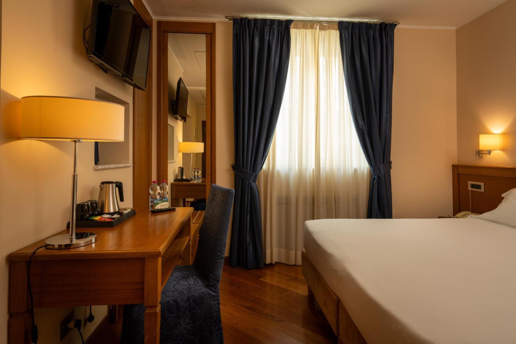 Hotel Iris Γένοβα Εξωτερικό φωτογραφία