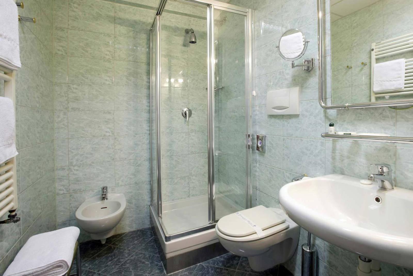 Hotel Iris Γένοβα Εξωτερικό φωτογραφία